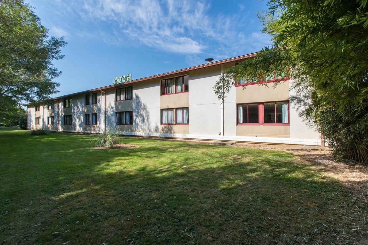 Logis Hotel Restaurant Solenca Nogaro Luaran gambar